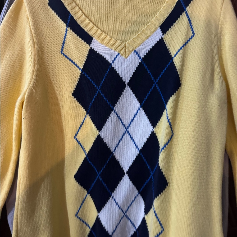 Liz Claiborne Yellow and Navy Argyle V-Neck Sweater - Picture 2 of 4